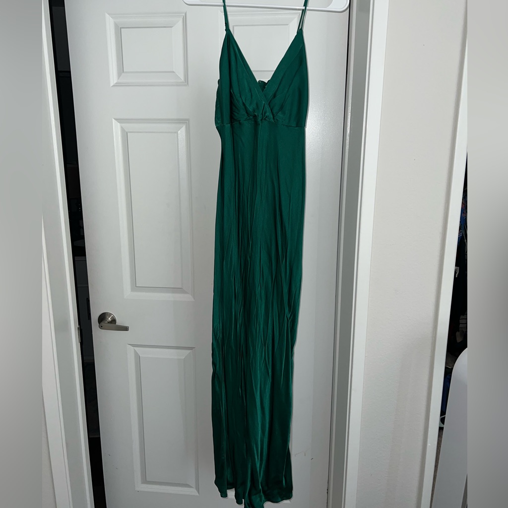 Socialite Nordstrom Emerald Green Satin Long Formal Dress Size Medium M